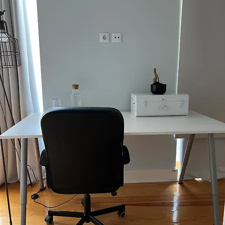 Homestay No Chiado Baixa De - Em Partilhado Lisbon