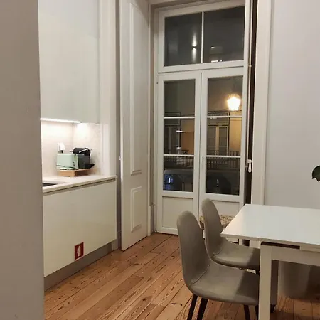 Homestay No Chiado Baixa De - Em Partilhado *