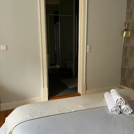 Homestay No Chiado Baixa De - Em Partilhado *